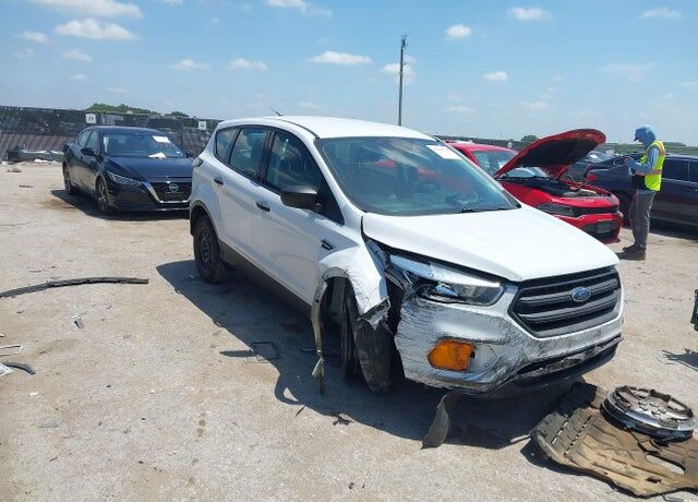 2017 FORD Escape