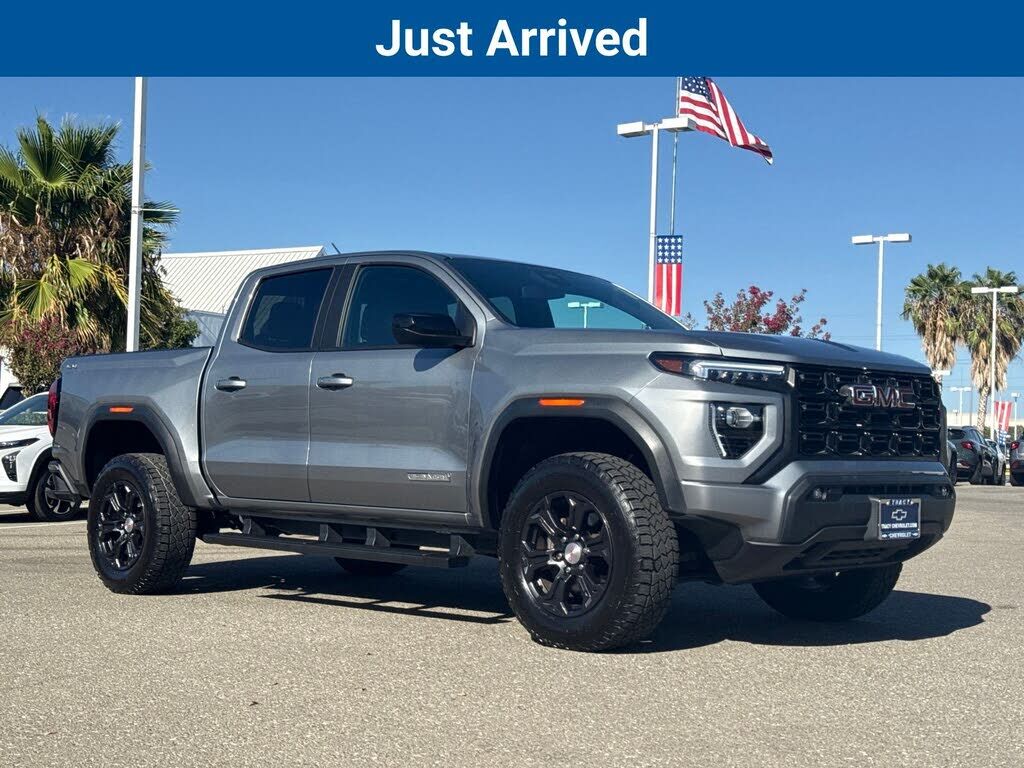 2023 GMC Canyon