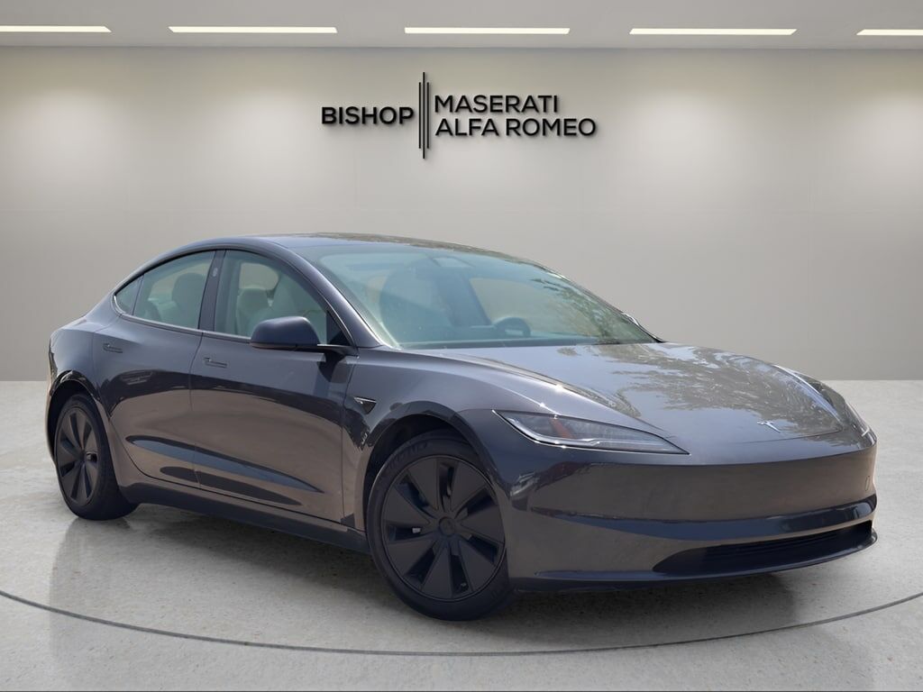 2024 TESLA Model 3
