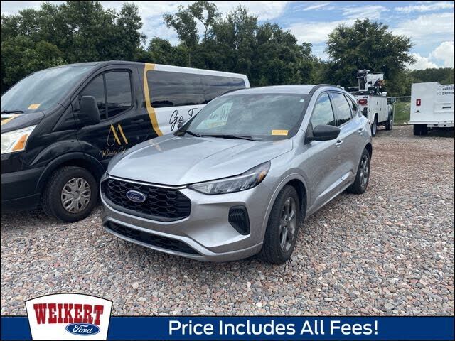 2023 FORD Escape