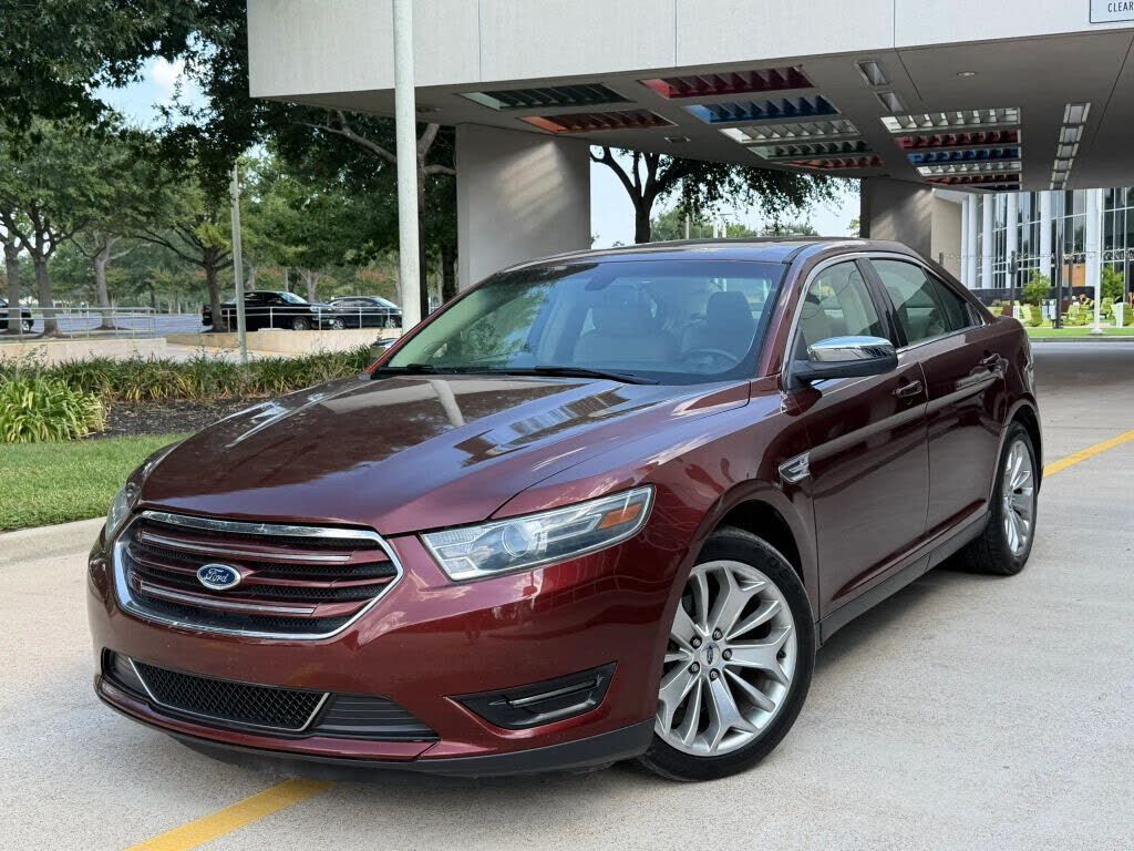 2016 FORD Taurus