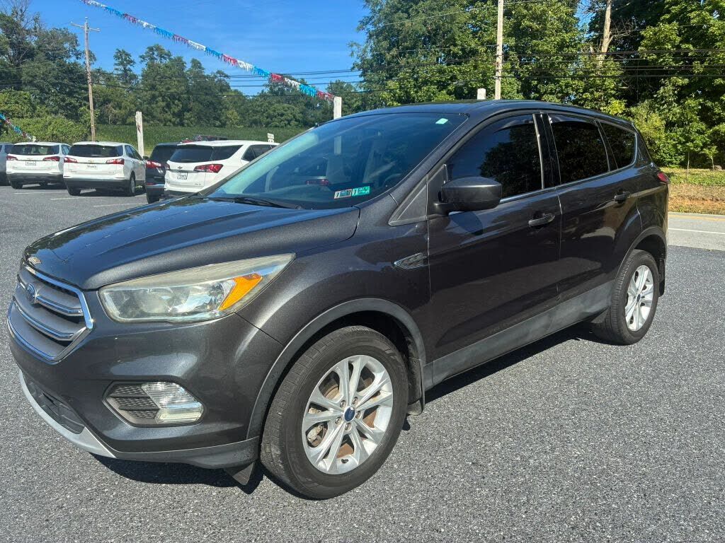 2017 FORD Escape