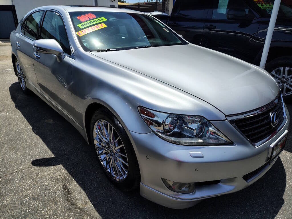 2010 LEXUS LS
