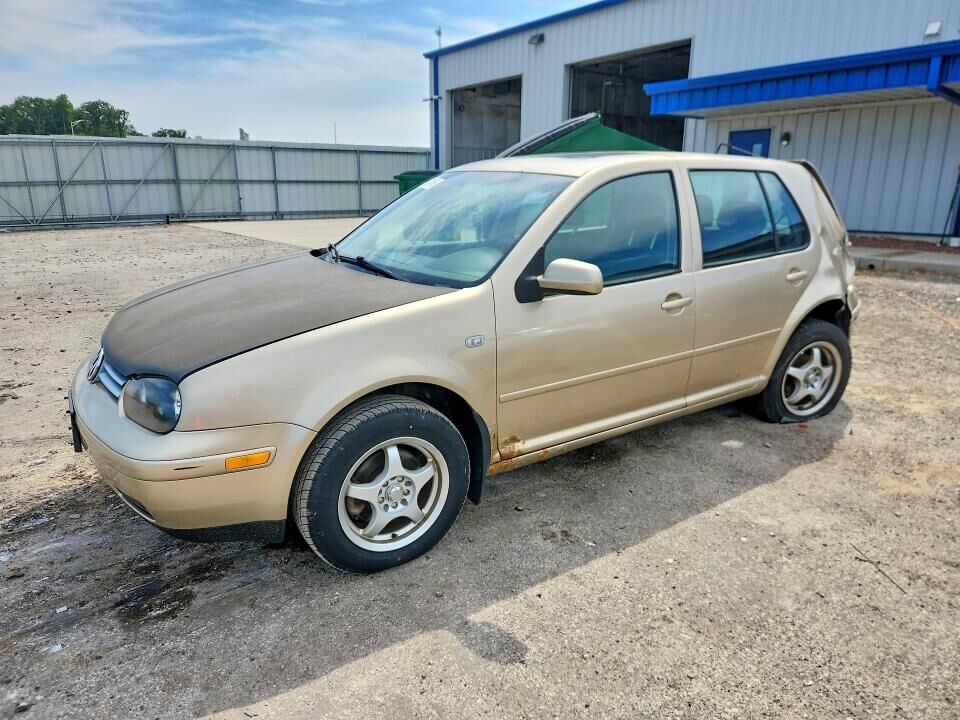 2004 VOLKSWAGEN Golf
