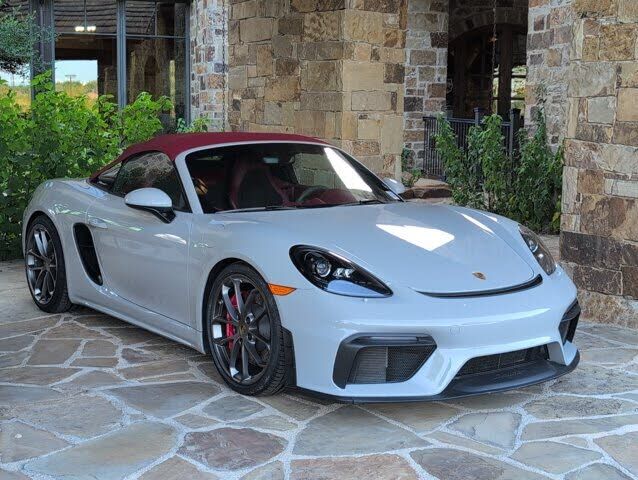 2021 PORSCHE 718