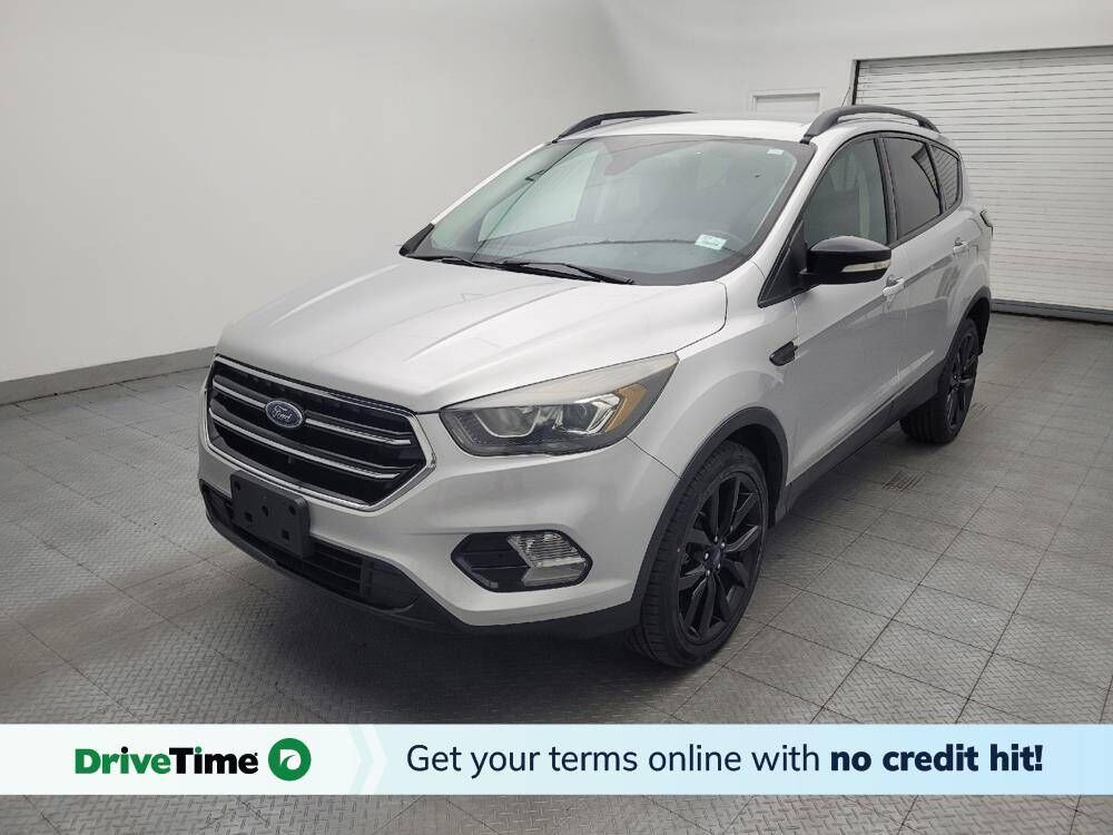 2017 FORD Escape