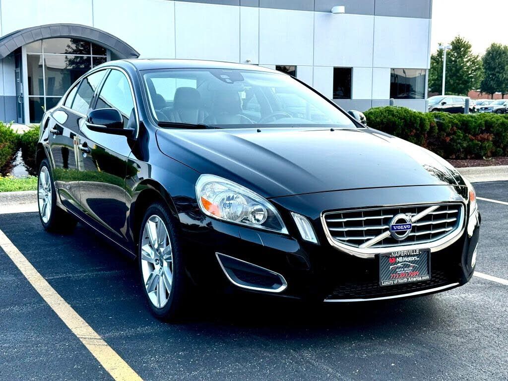 2013 VOLVO S60