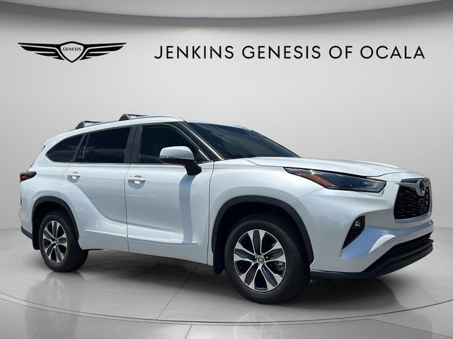 2024 TOYOTA Highlander