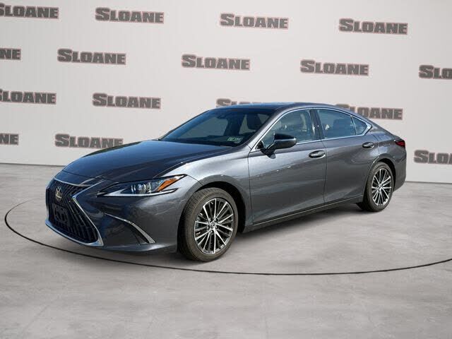 2024 LEXUS ES