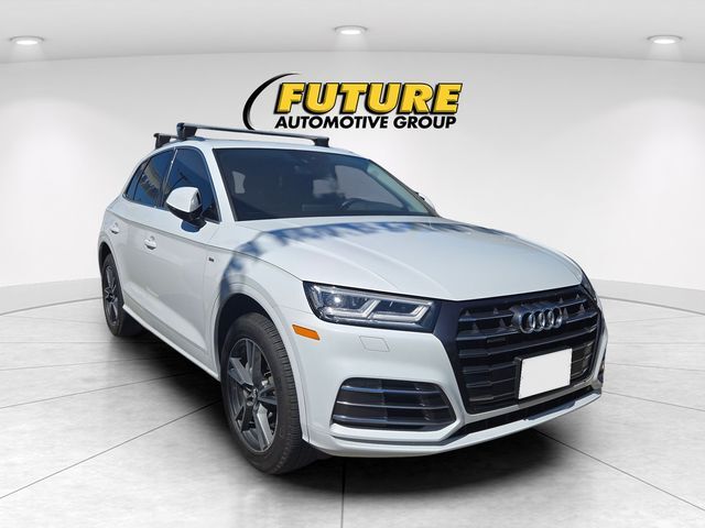 2020 AUDI Q5 e