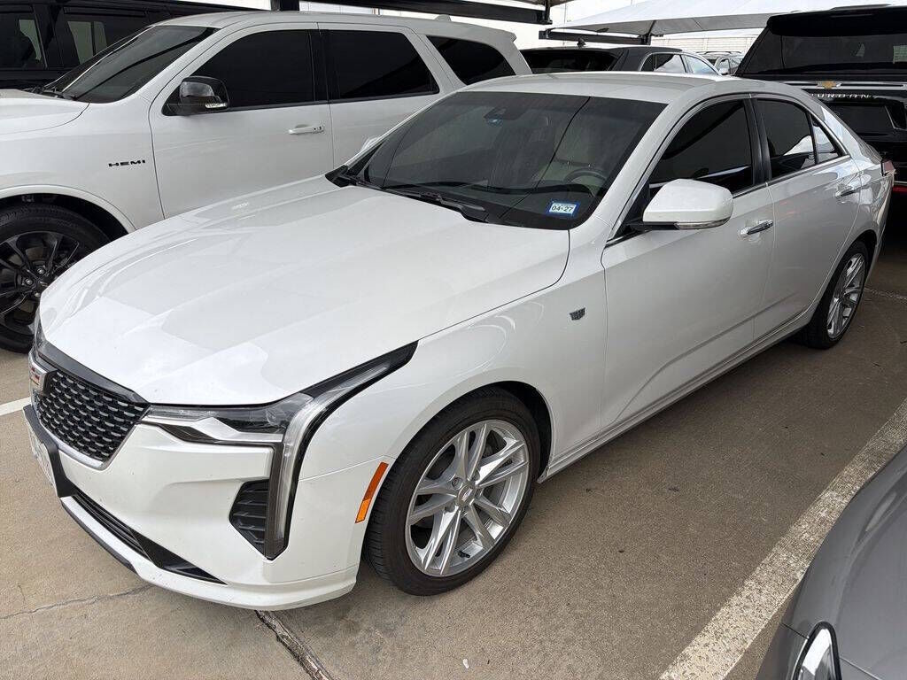 2021 CADILLAC CT4