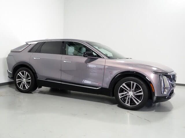 2024 CADILLAC Lyriq