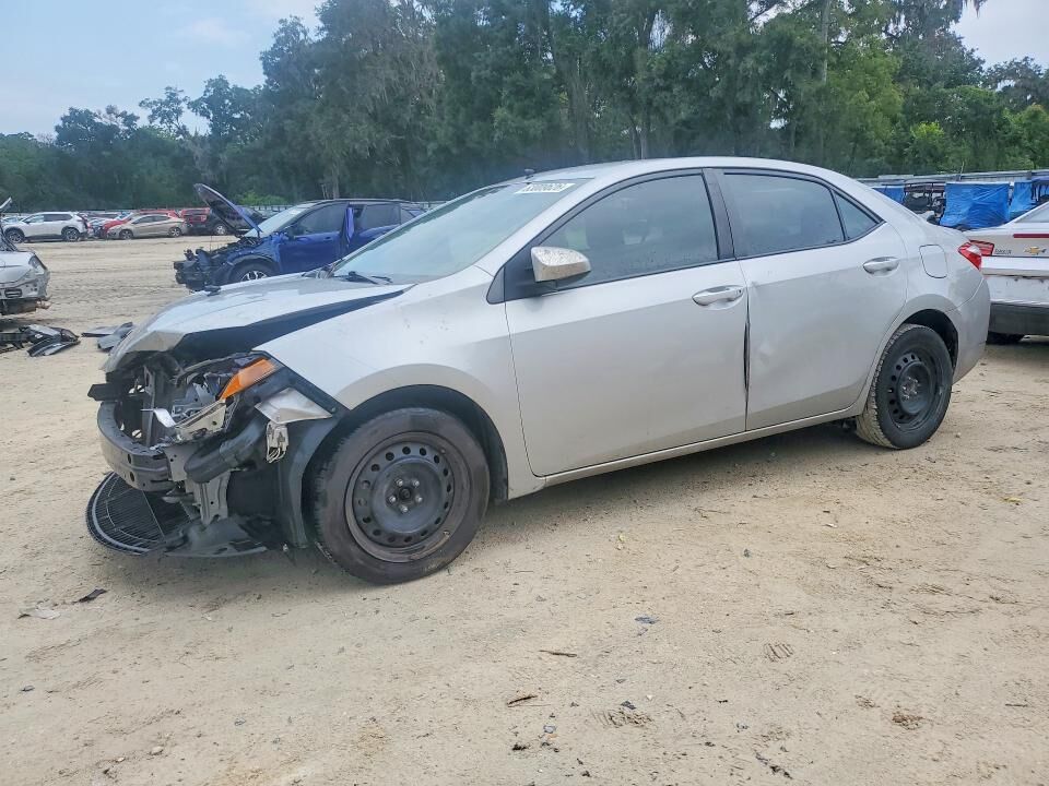 2015 TOYOTA Corolla