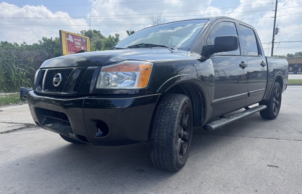 2012 NISSAN Titan
