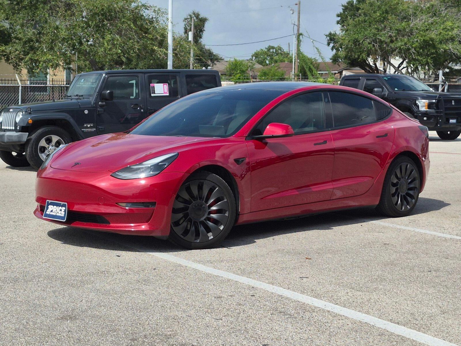 2022 TESLA Model 3