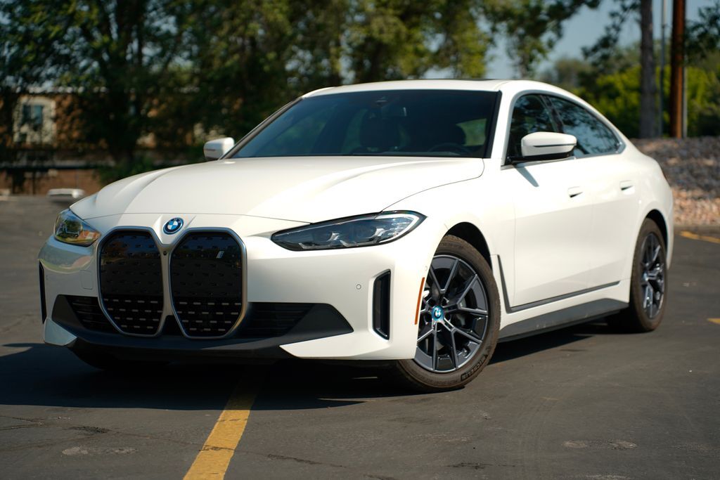 2024 BMW i4