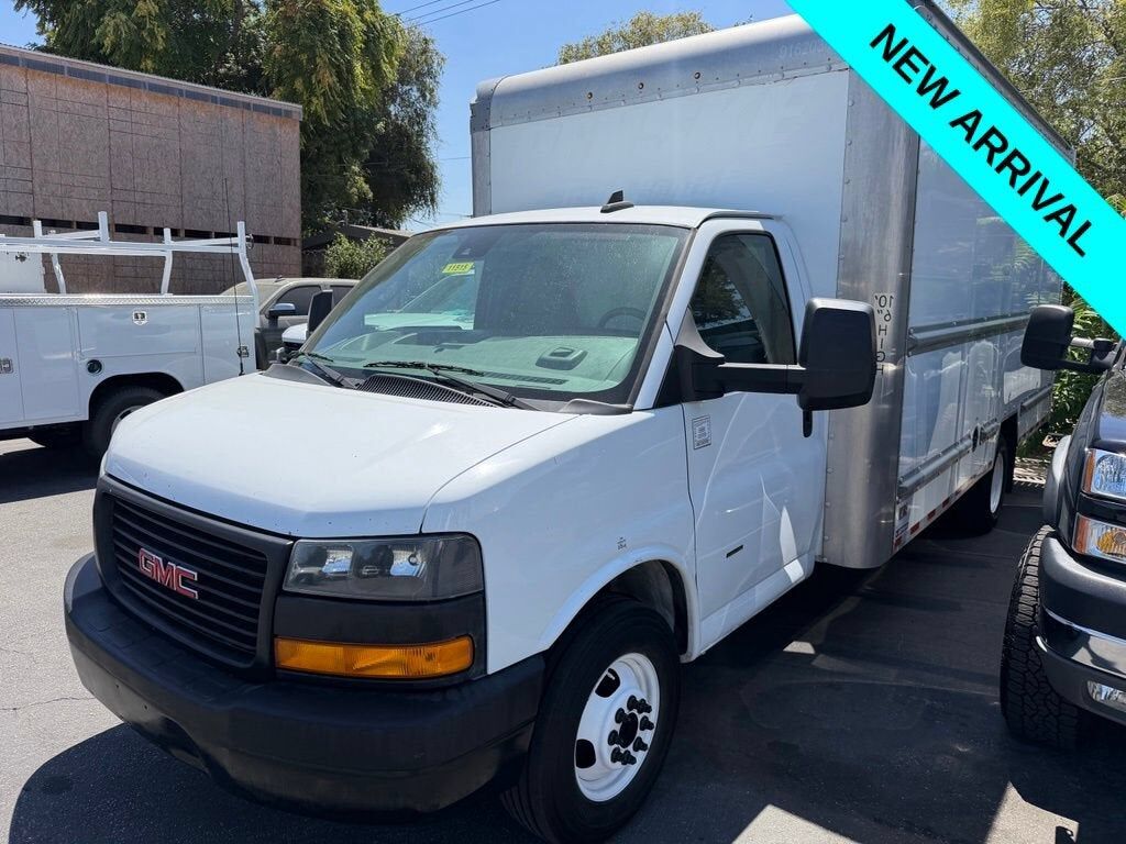 2021 GMC Savana