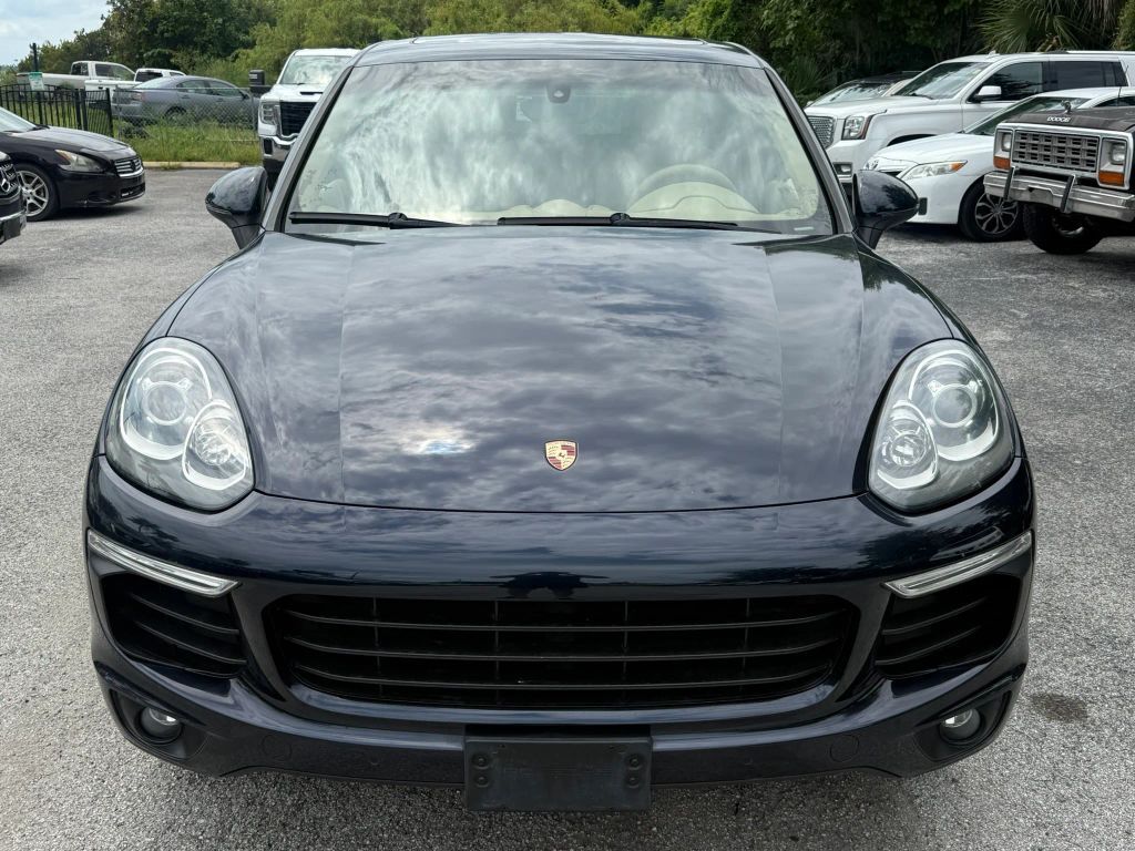 2016 PORSCHE Cayenne