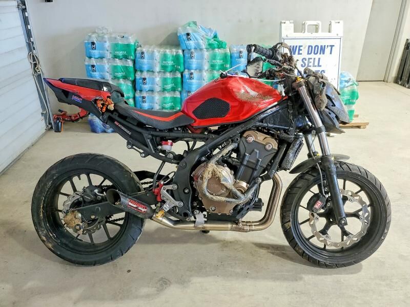 2017 HONDA CB