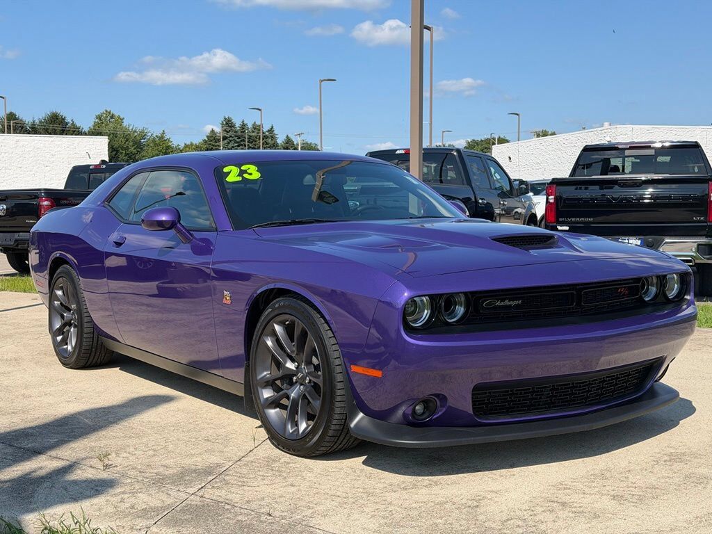 2023 DODGE Challenger