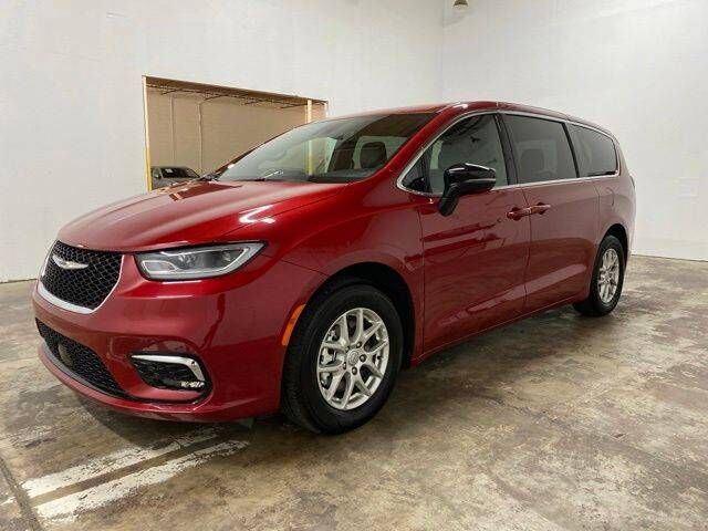 2025 CHRYSLER Pacifica