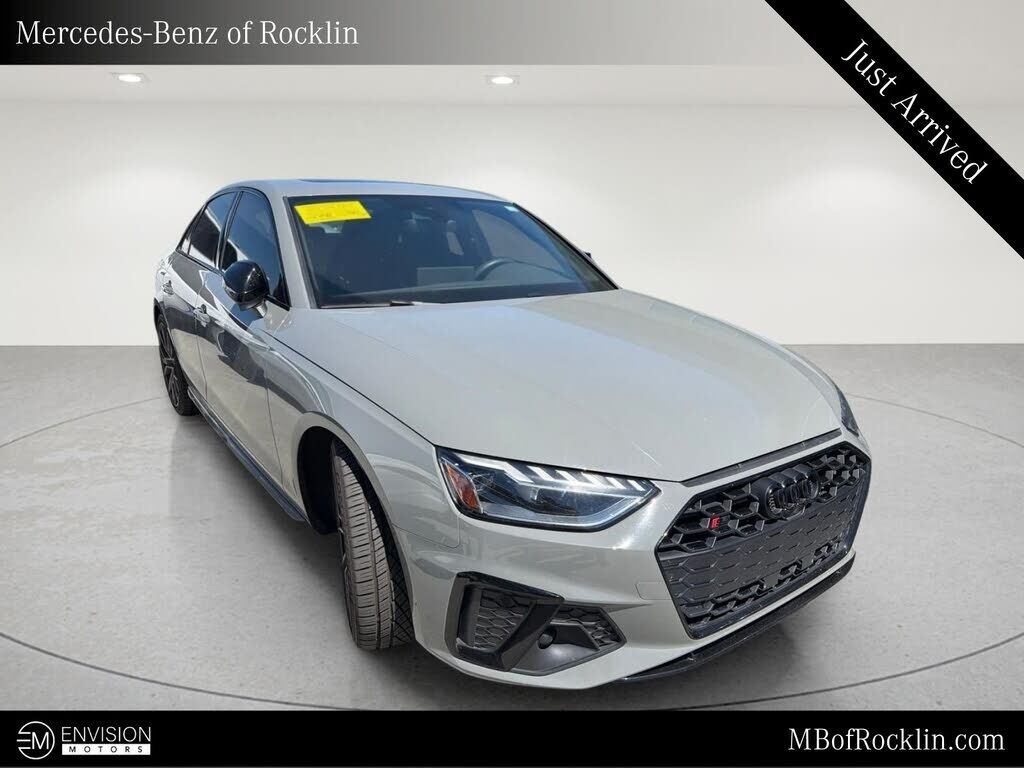 2022 AUDI S4