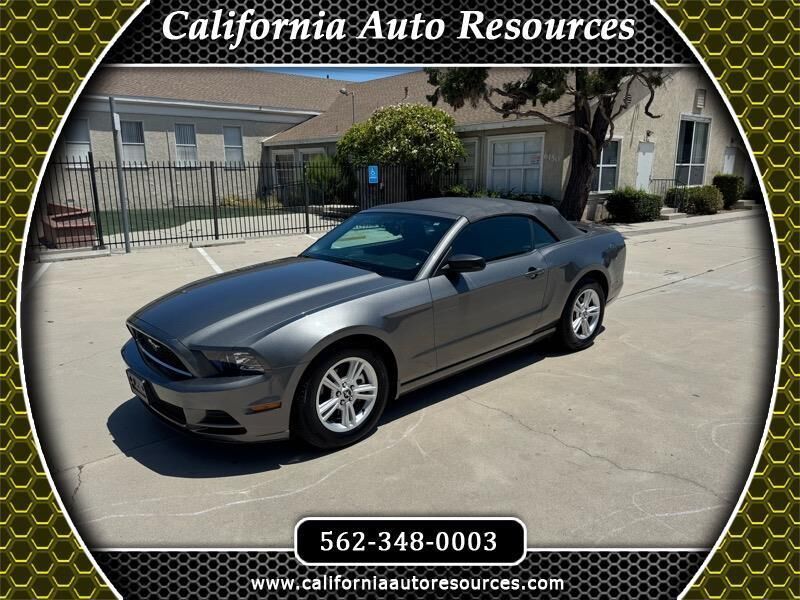2013 FORD Mustang