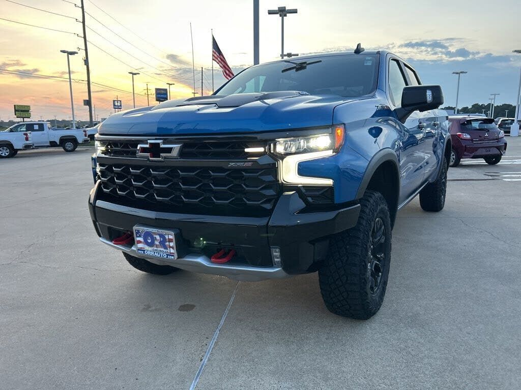 2024 CHEVROLET Silverado