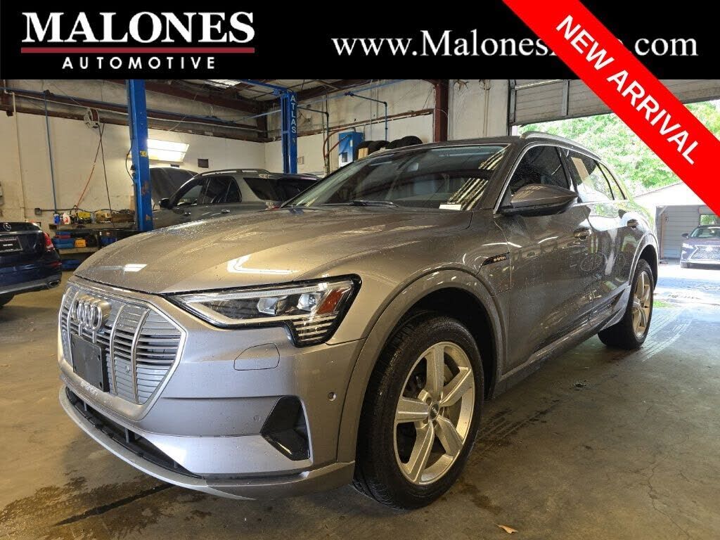 2019 AUDI e-tron