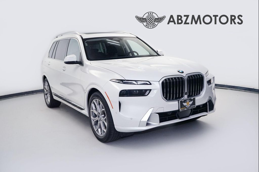 2024 BMW X7