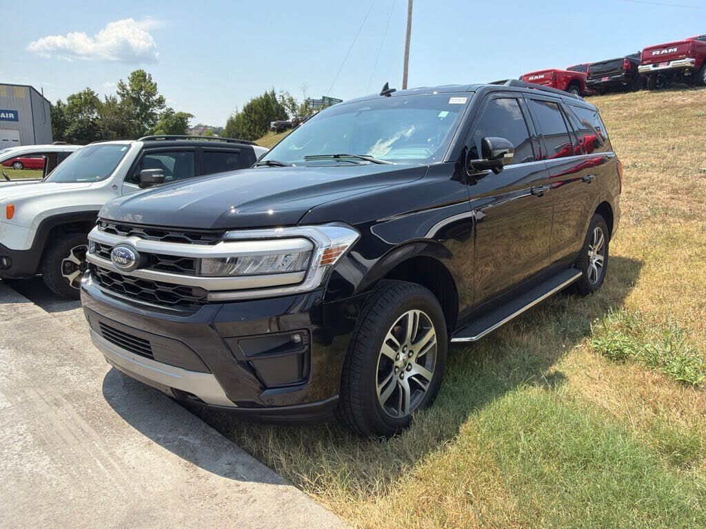 2023 FORD Expedition