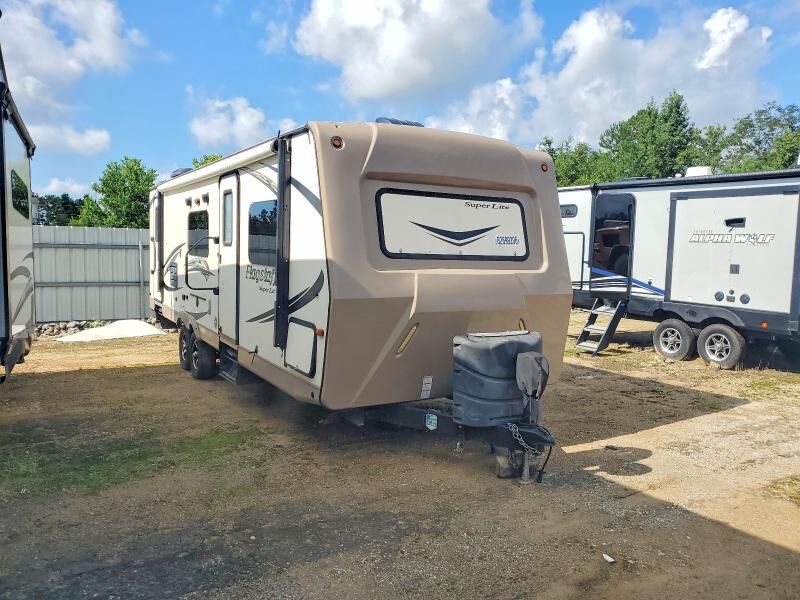 2016 FOREST RIVER Flagstaff Lite Weight Trailers
