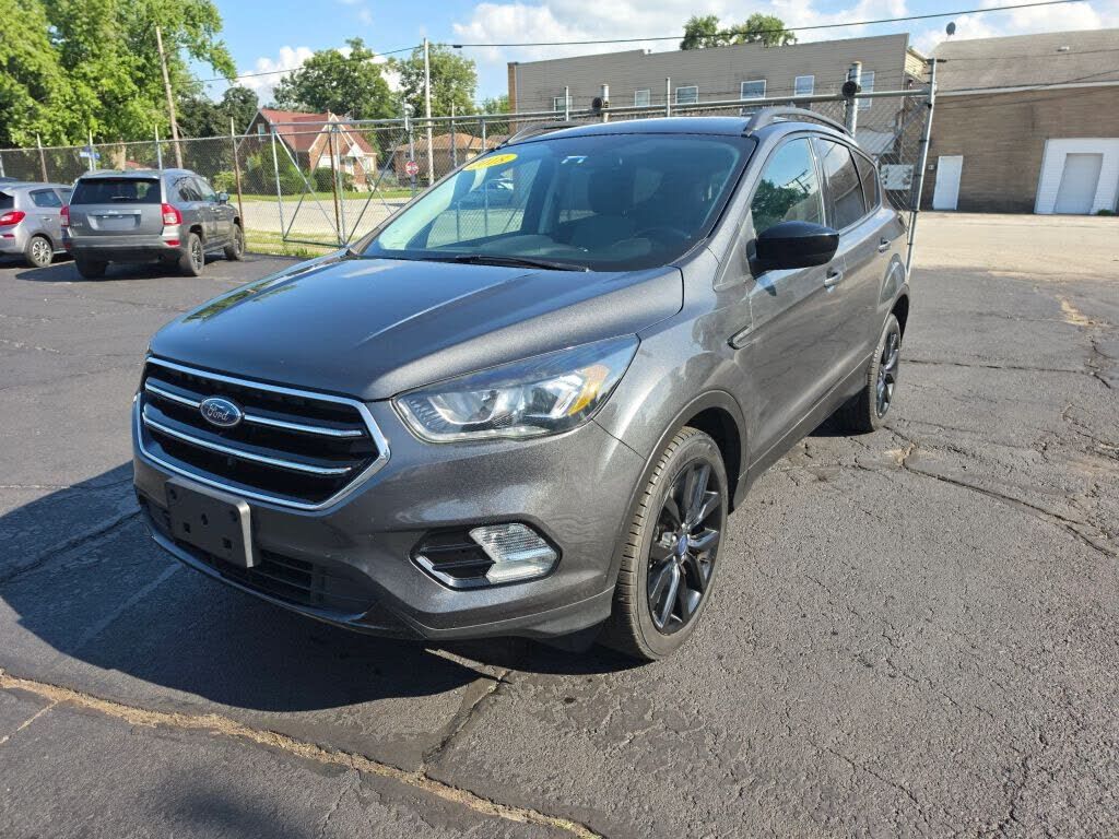 2018 FORD Escape