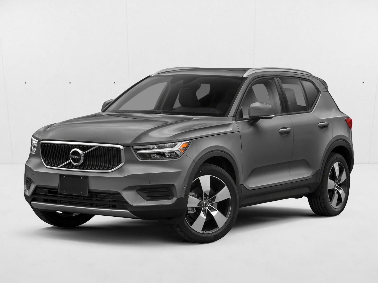 2019 VOLVO XC40