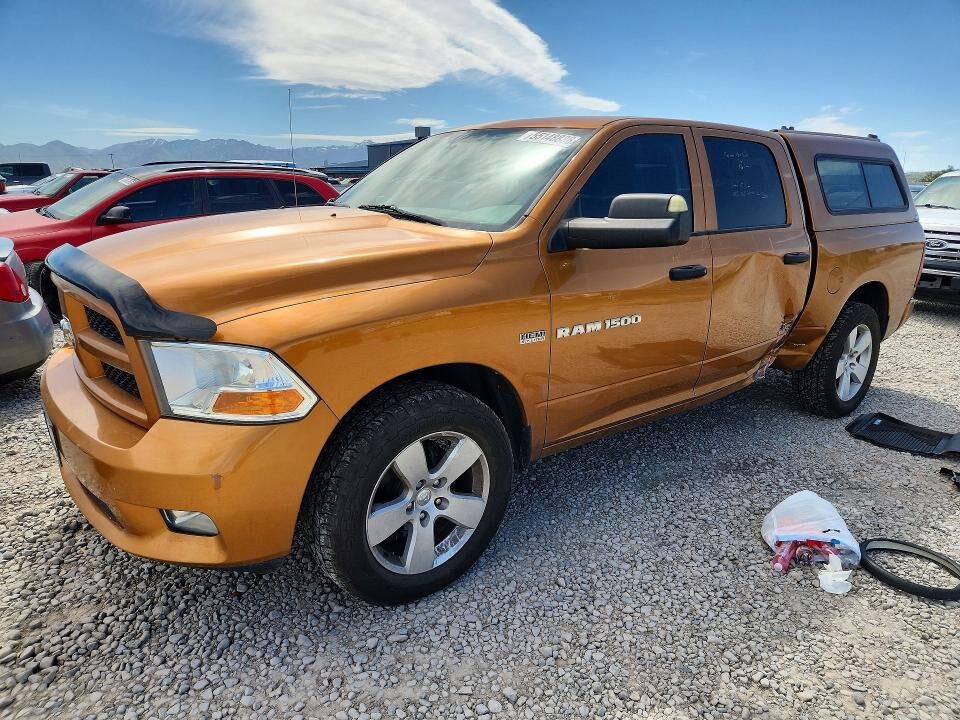 2012 DODGE Ram