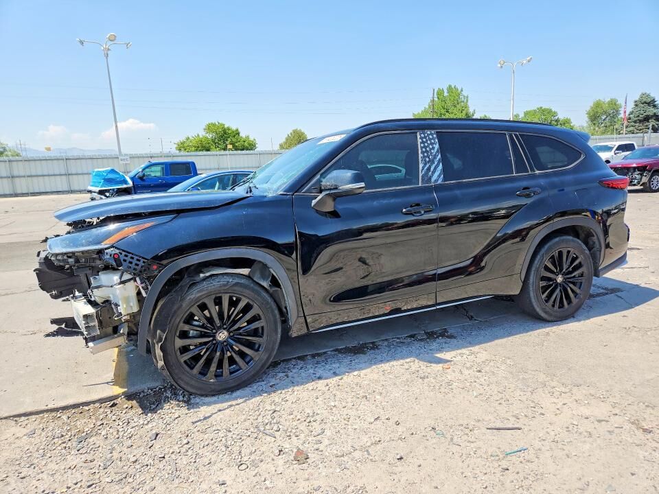 2023 TOYOTA Highlander