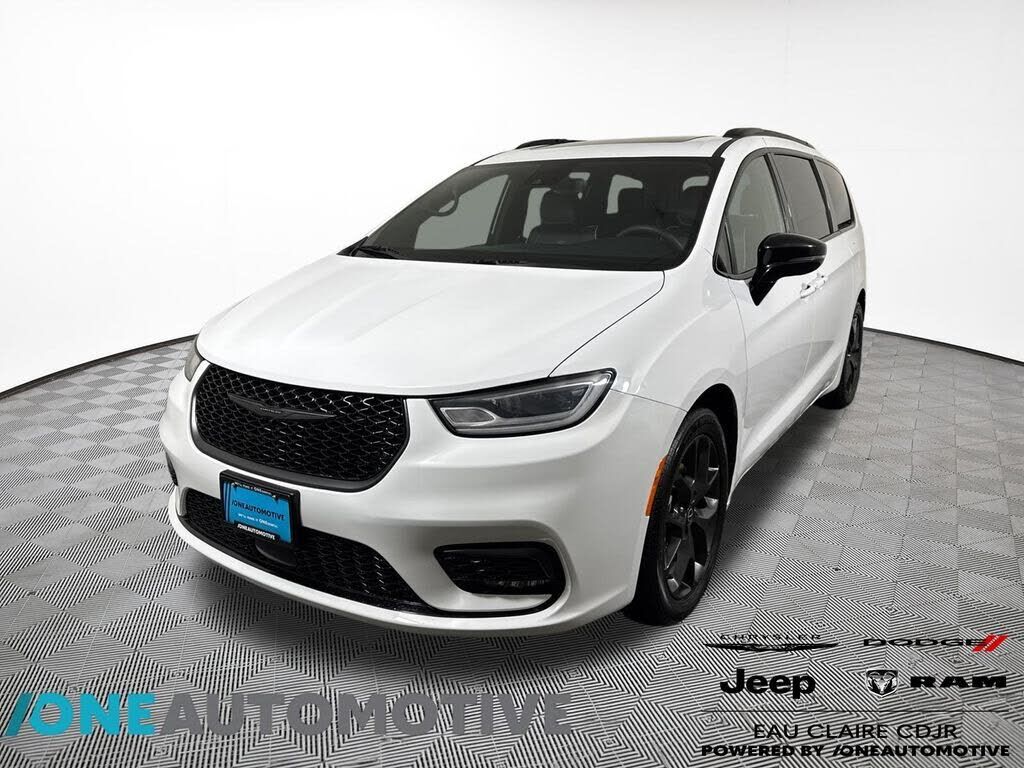 2025 CHRYSLER Pacifica