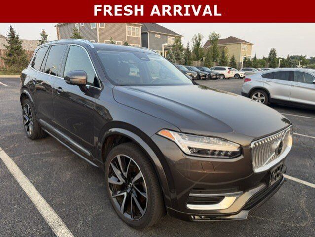 2023 VOLVO XC90
