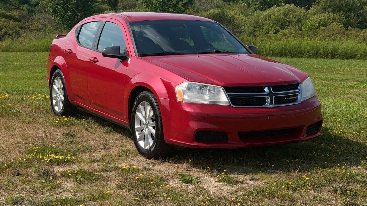 2013 DODGE Avenger