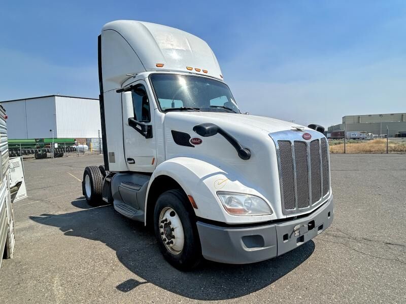 2019 PETERBILT 579