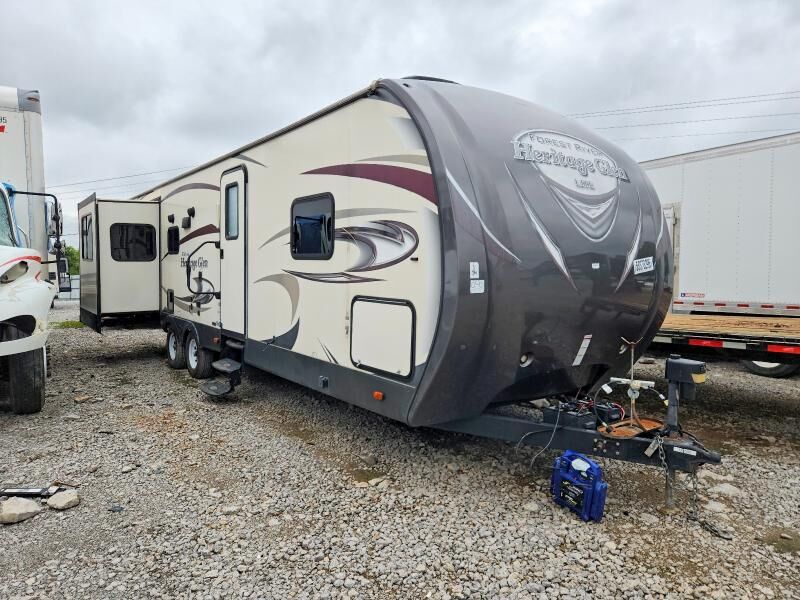 2017 FOREST RIVER Wildwood Laminated Towables