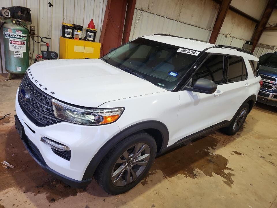 2021 FORD Explorer