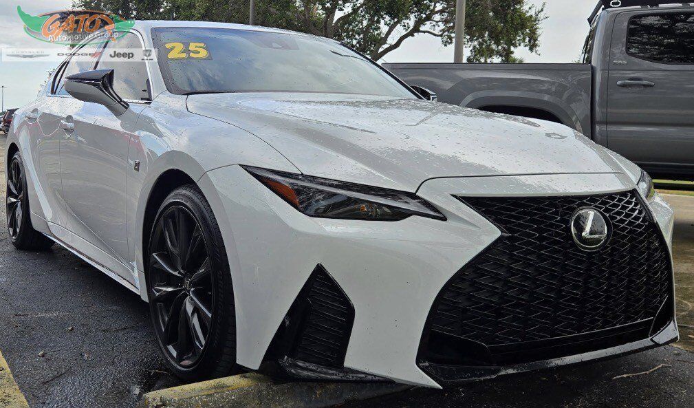 2025 LEXUS IS