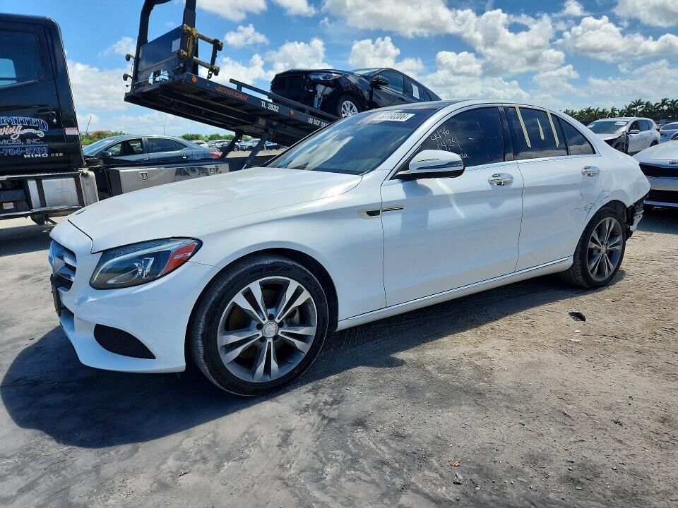 2016 MERCEDES-BENZ C-Class
