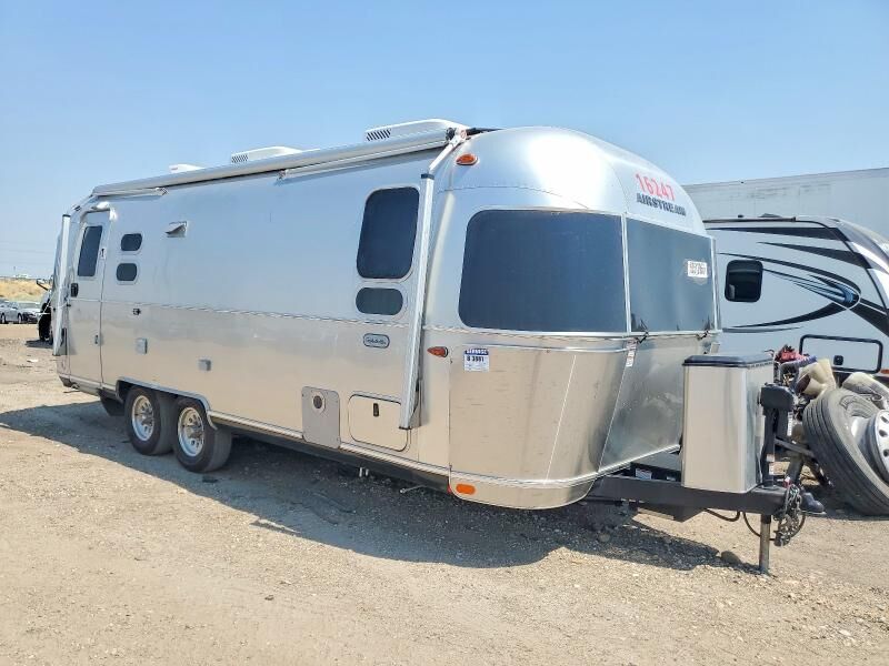 2025 AIRSTREAM Globetrotter