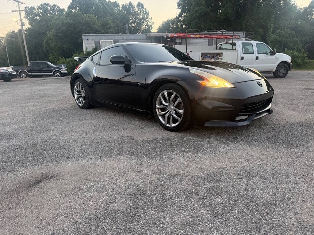 2014 NISSAN 370Z