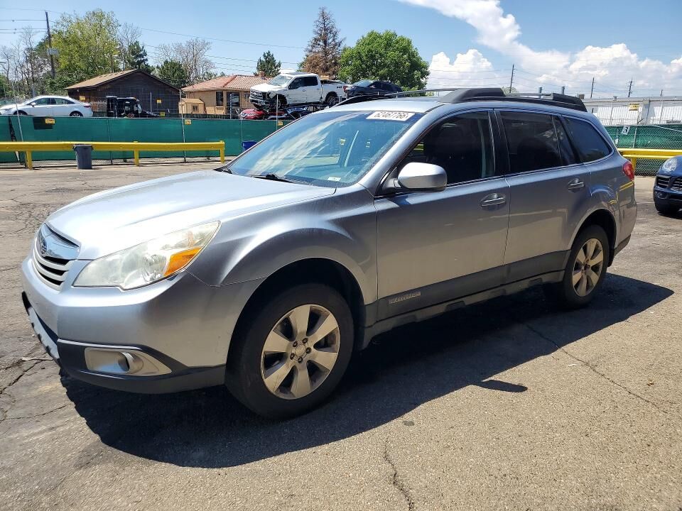 2012 SUBARU Outback