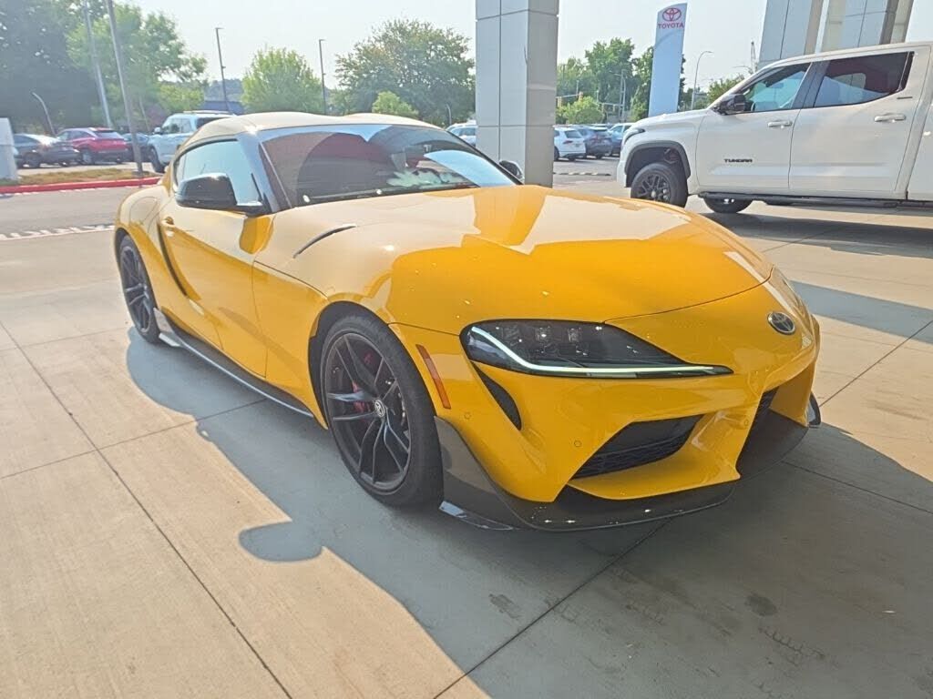 2022 TOYOTA Supra