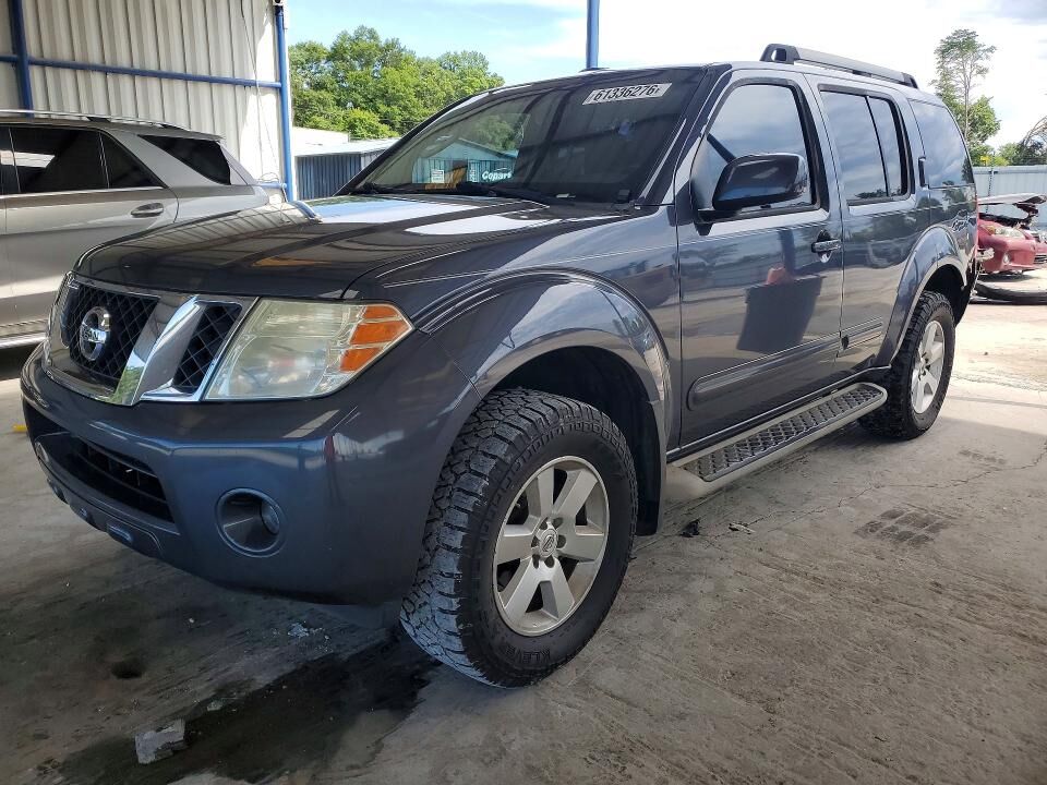 2011 NISSAN Pathfinder
