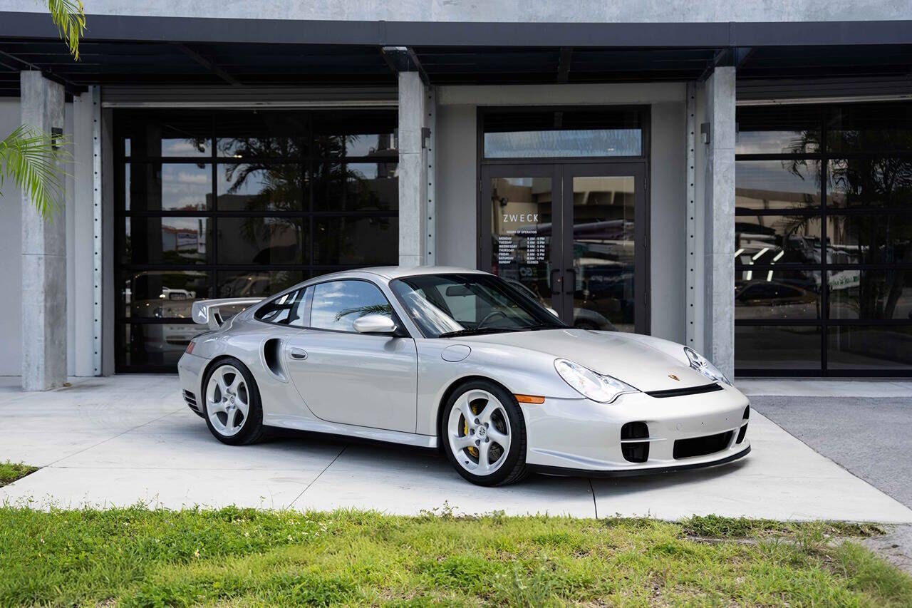 2002 PORSCHE 911